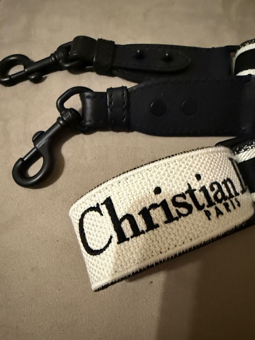 Authentic Dior canvas embroidered shoulder strap with black ultramatte hardware - Picture 3 of 13